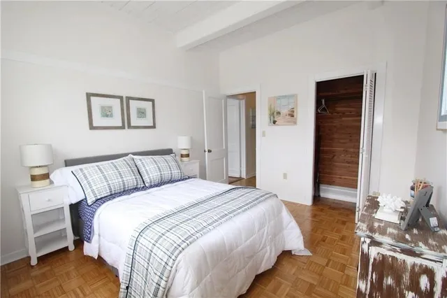 $5,500 | 167 Coggeshall Avenue, Unit C, Newport, RI 02840