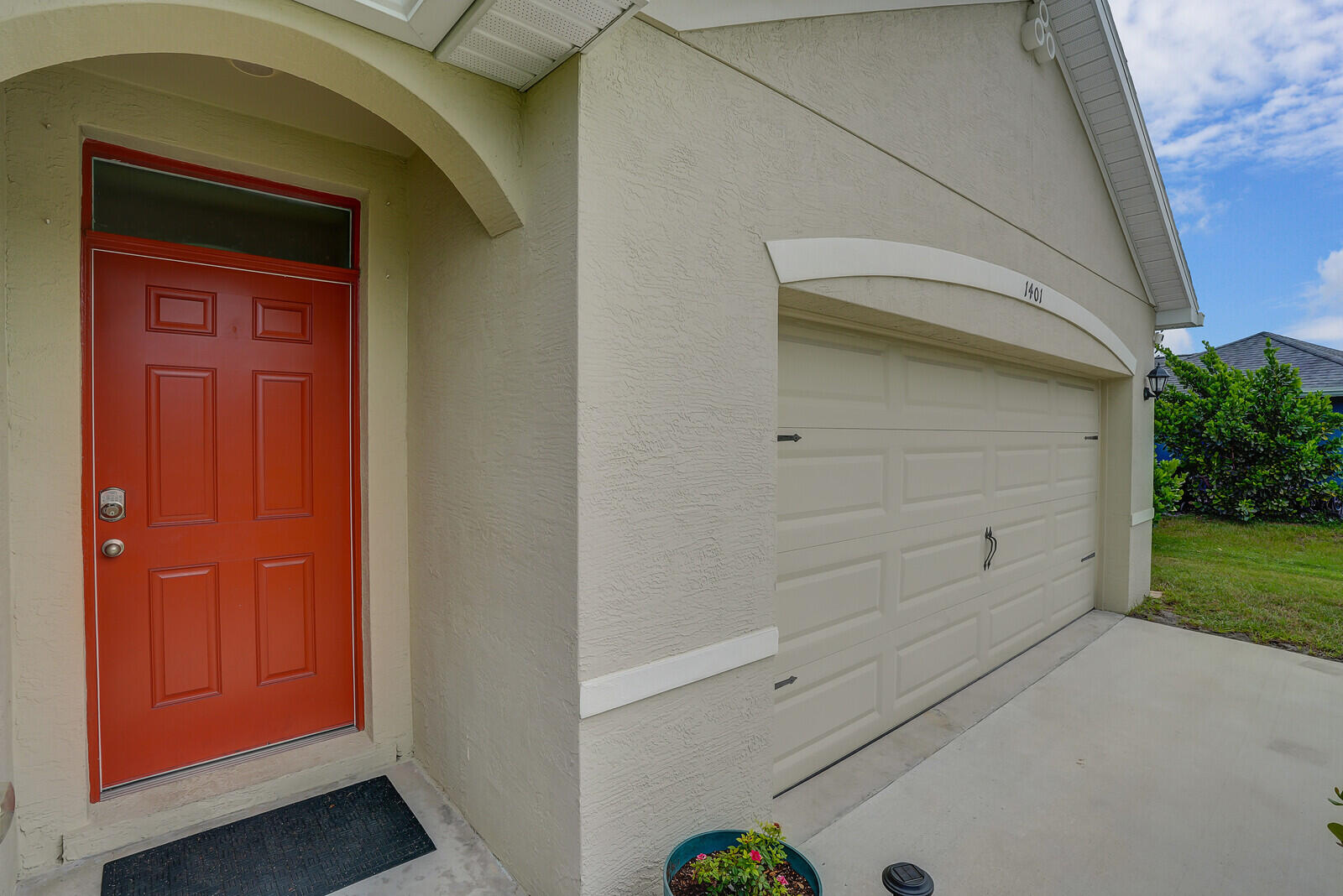 1401 Southeast Portillo Road Port St. Lucie, FL 34952 - Photo 6 of 41 Front entrance