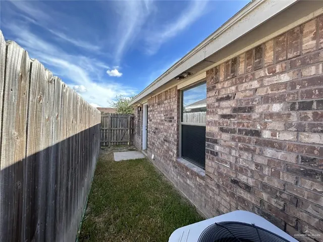 $825 | 3007 Linda Vista Street, Unit D, Edinburg, TX 78542