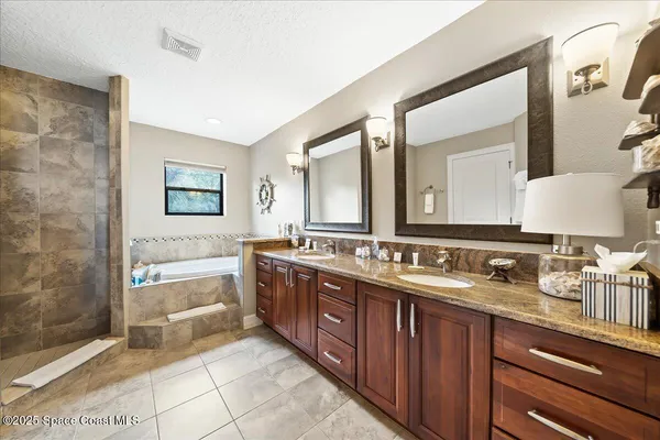 $1,190,000 | 6340 N Highway, Cocoa, FL 32927
