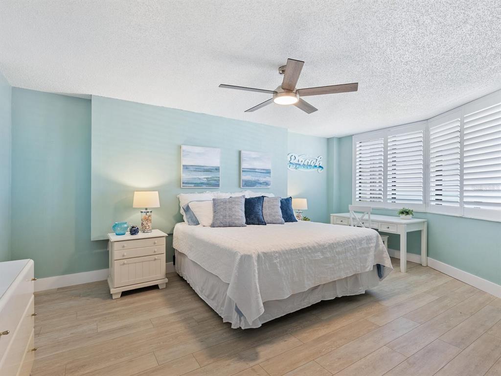 5880 Midnight Pass Road, Unit 906 Sarasota, FL 34242 - Photo 20 of 43