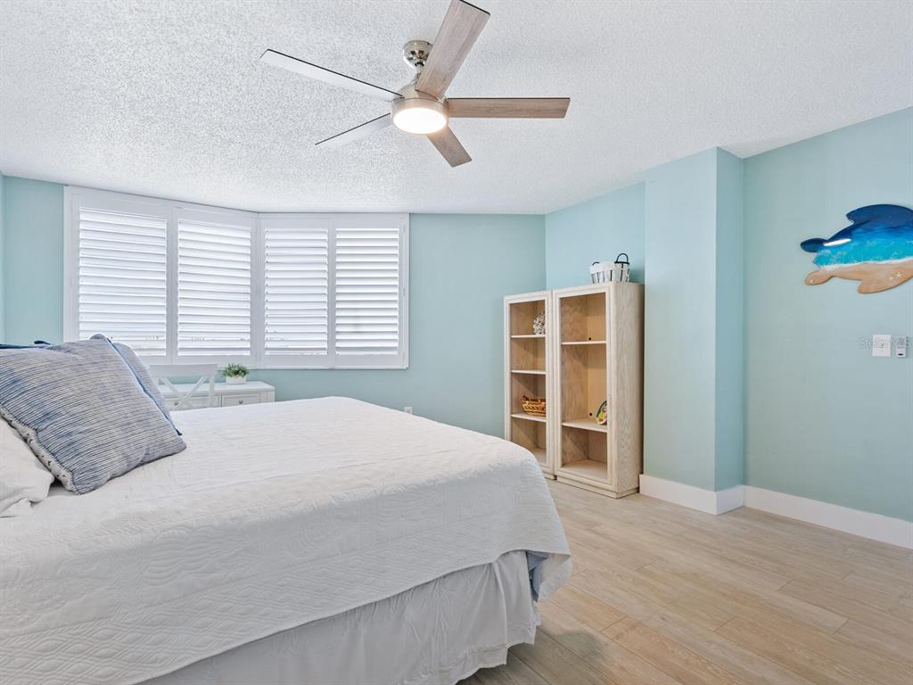 5880 Midnight Pass Road, Unit 906 Sarasota, FL 34242 - Photo 22 of 43