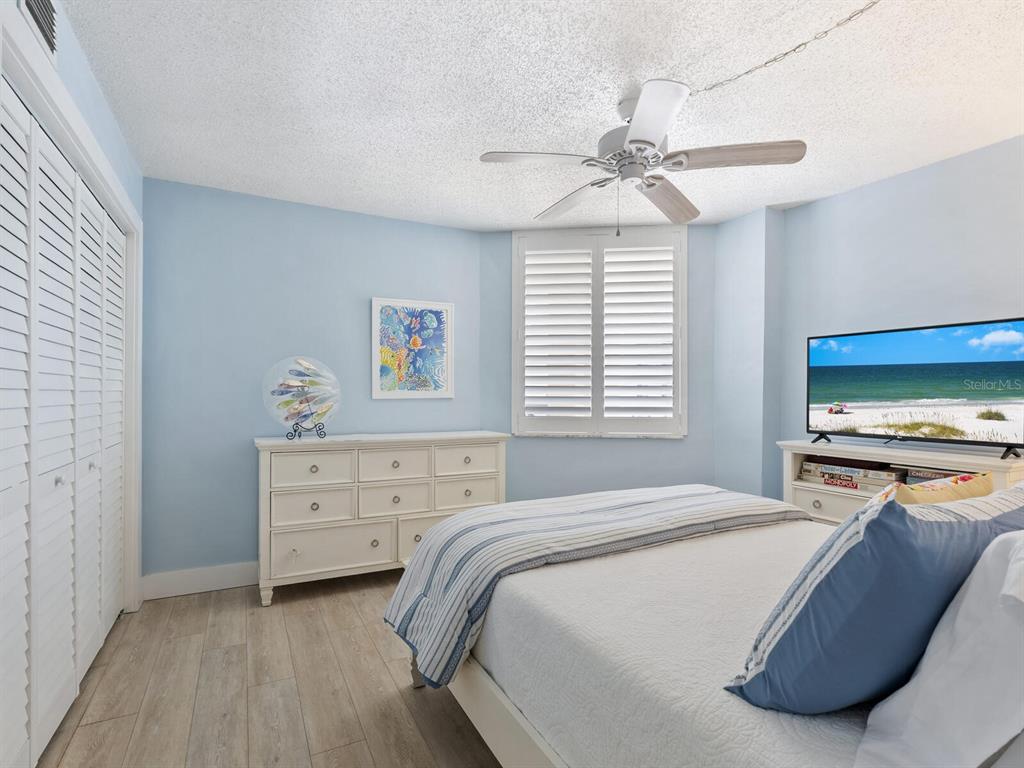 5880 Midnight Pass Road, Unit 906 Sarasota, FL 34242 - Photo 26 of 43