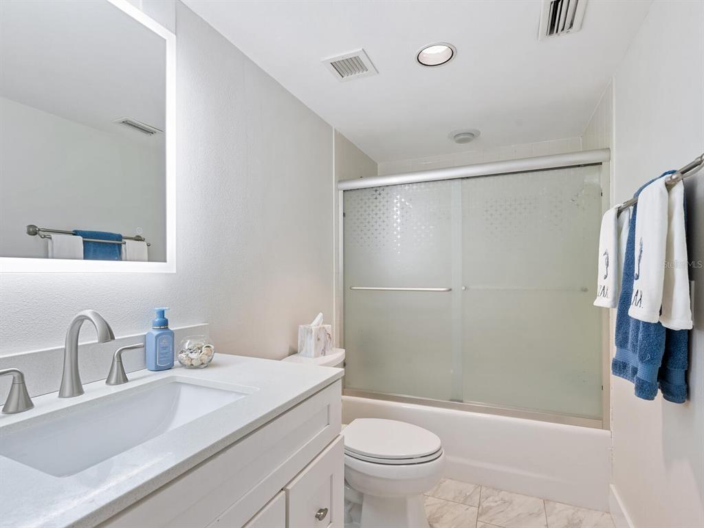 5880 Midnight Pass Road, Unit 906 Sarasota, FL 34242 - Photo 27 of 43