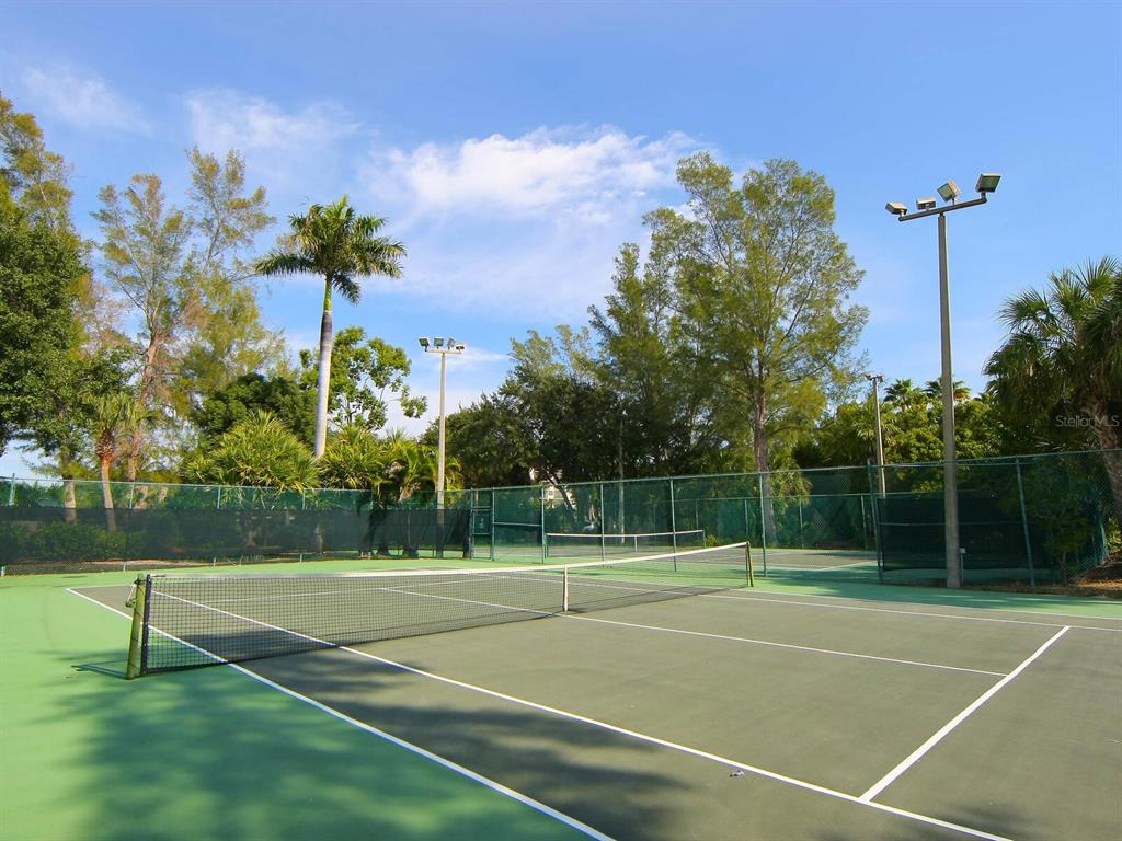 5880 Midnight Pass Road, Unit 906 Sarasota, FL 34242 - Photo 34 of 43