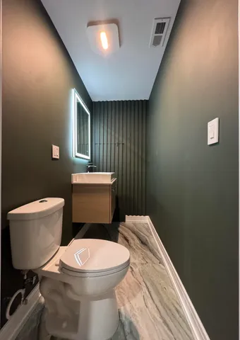 $2,500 | 2387 Jennings Street, Gary, IN 46404