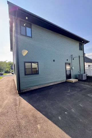 $2,500 | 2387 Jennings Street, Gary, IN 46404