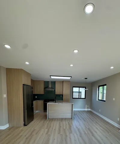 $2,500 | 2387 Jennings Street, Gary, IN 46404