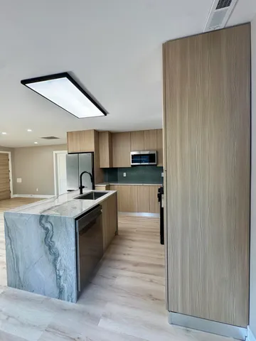 $2,500 | 2387 Jennings Street, Gary, IN 46404