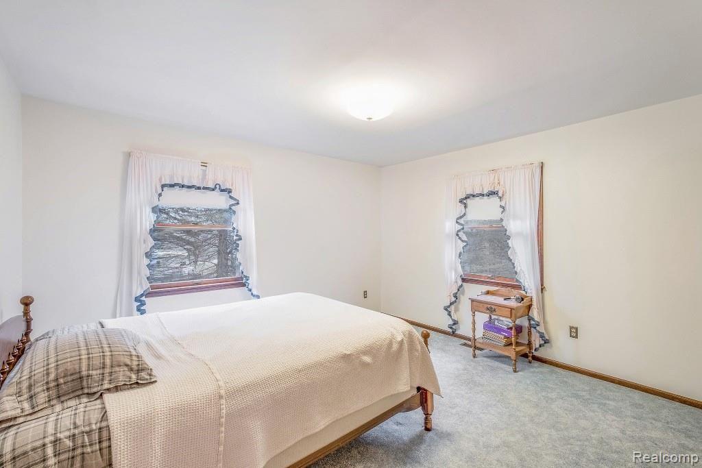 12350 Dunham Road Hartland, MI 48353 - Photo 7 of 18 Dunham 12350 08.jpg