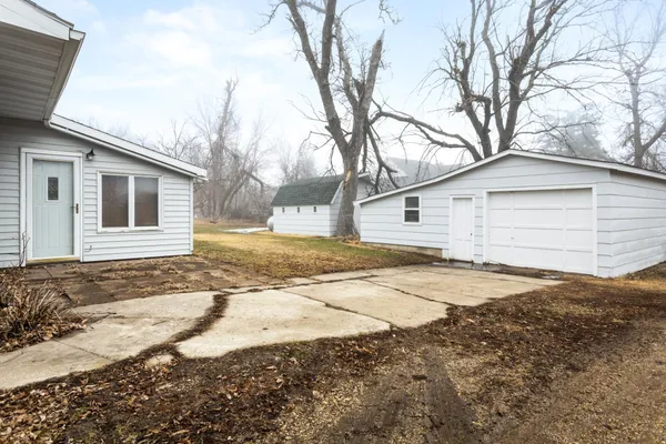 $157,000 | 424 4th Street Southeast, Hope, ND 58046