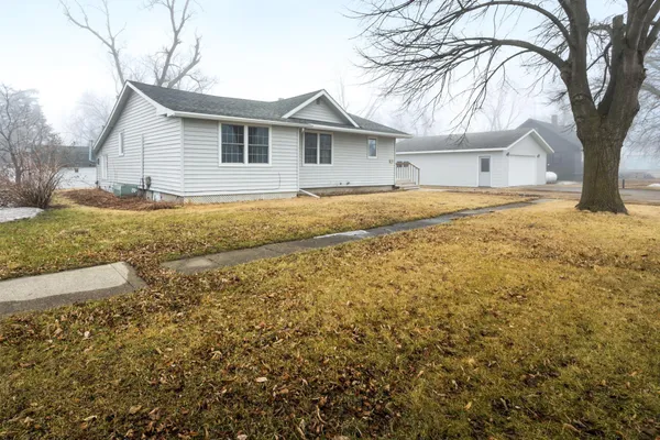 $157,000 | 424 4th Street Southeast, Hope, ND 58046