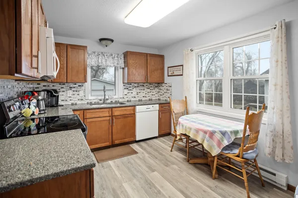 $157,000 | 424 4th Street Southeast, Hope, ND 58046