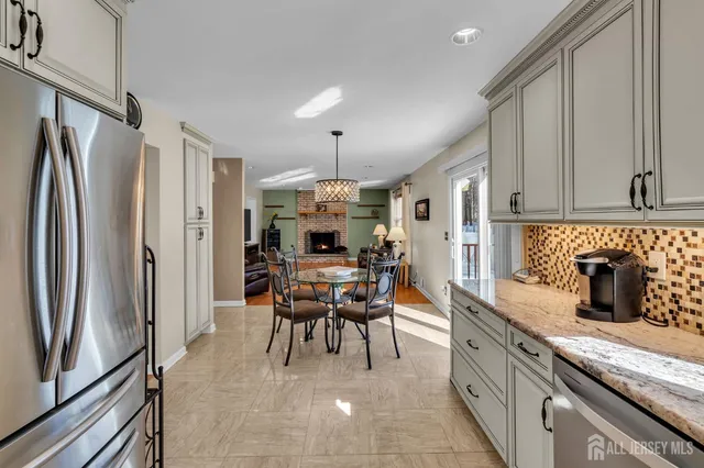 $875,000 | 15 Walnut Court, Old Bridge, NJ 07747