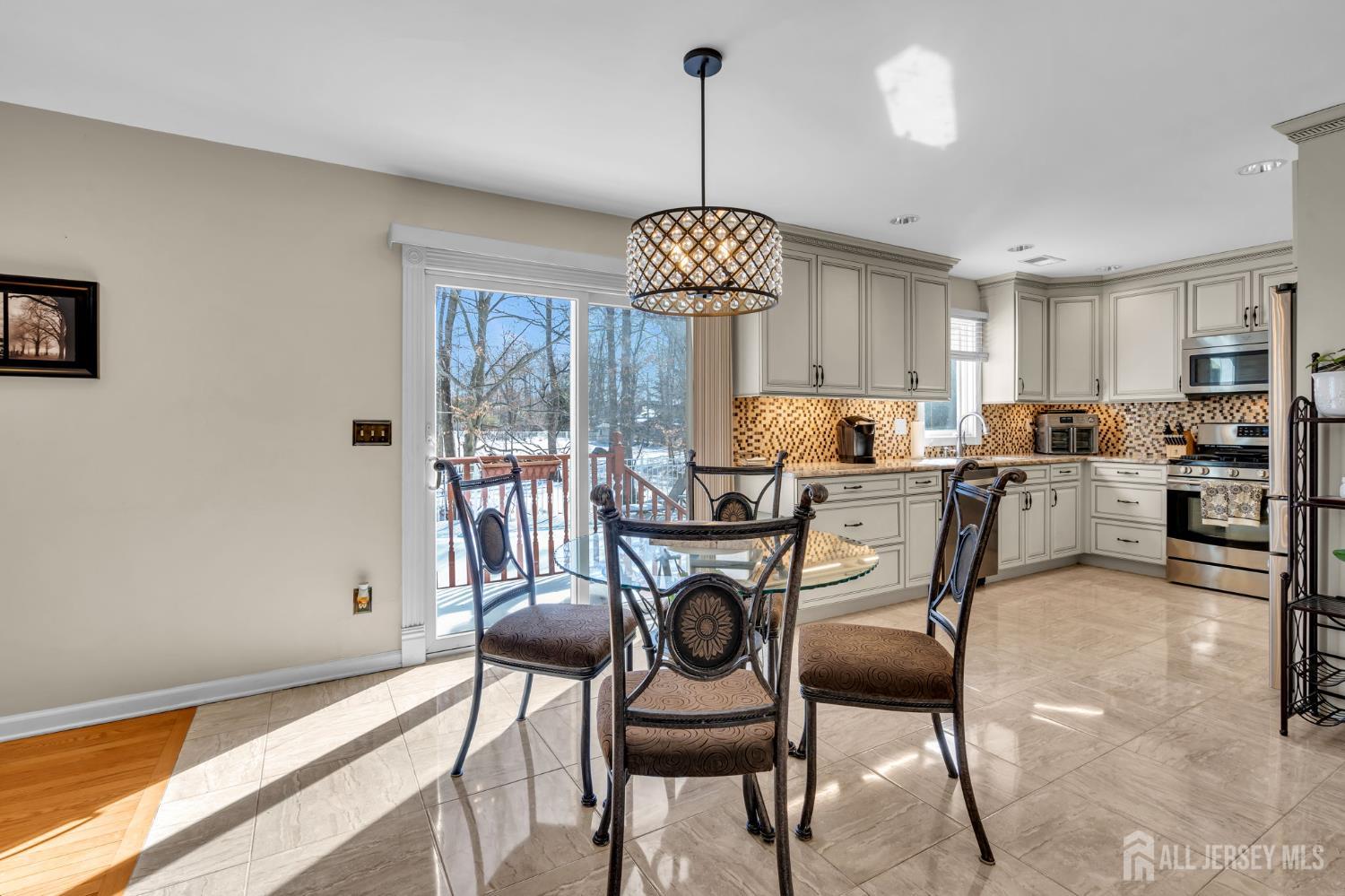 15 Walnut Court Old Bridge, NJ 07747 - Photo 9 of 27