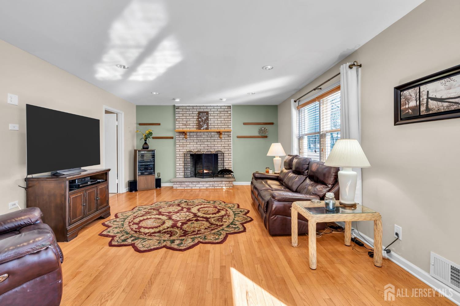 15 Walnut Court Old Bridge, NJ 07747 - Photo 10 of 27