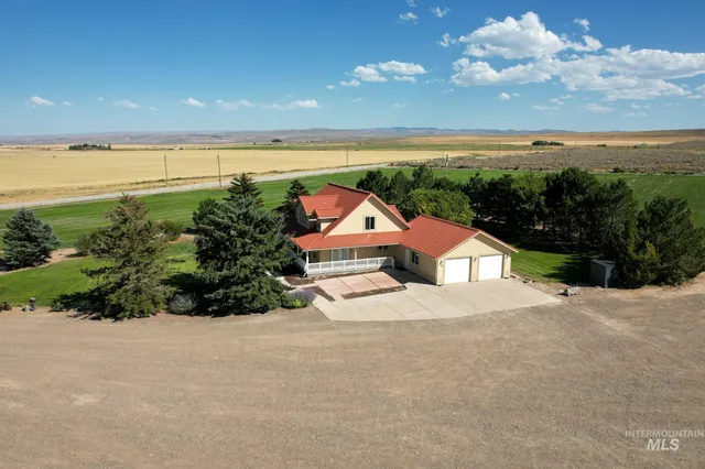 $1,180,000 | 3139 North 2900 East, Twin Falls, ID 83301