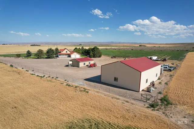 $1,180,000 | 3139 North 2900 East, Twin Falls, ID 83301