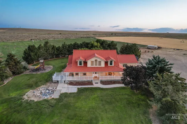 $1,180,000 | 3139 North 2900 East, Twin Falls, ID 83301
