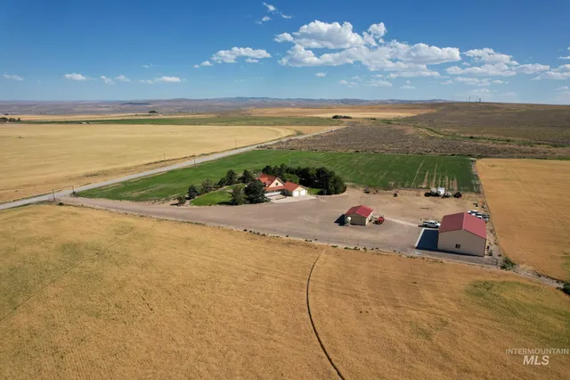 $1,180,000 | 3139 North 2900 East, Twin Falls, ID 83301