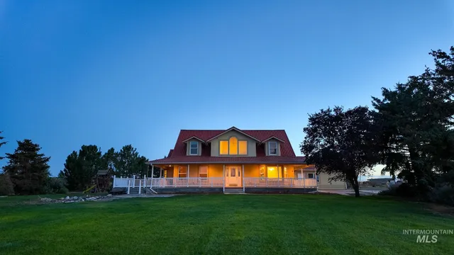 $1,180,000 | 3139 North 2900 East, Twin Falls, ID 83301