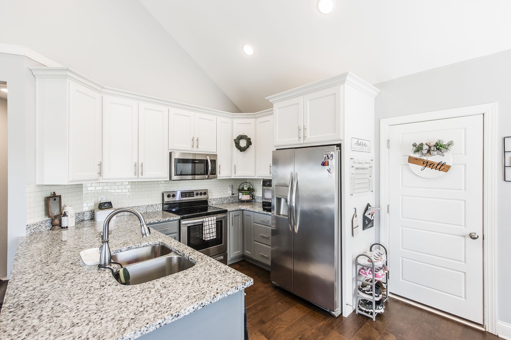 1261 Friendship Road Cross Plains, TN 37049 - Photo 14 of 47 a kitchen with granite countertop a refrigerator stove and sink