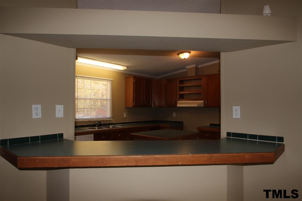 265 Heritage Road Roxboro, NC 27574 - Photo 6 of 13 Kitchen