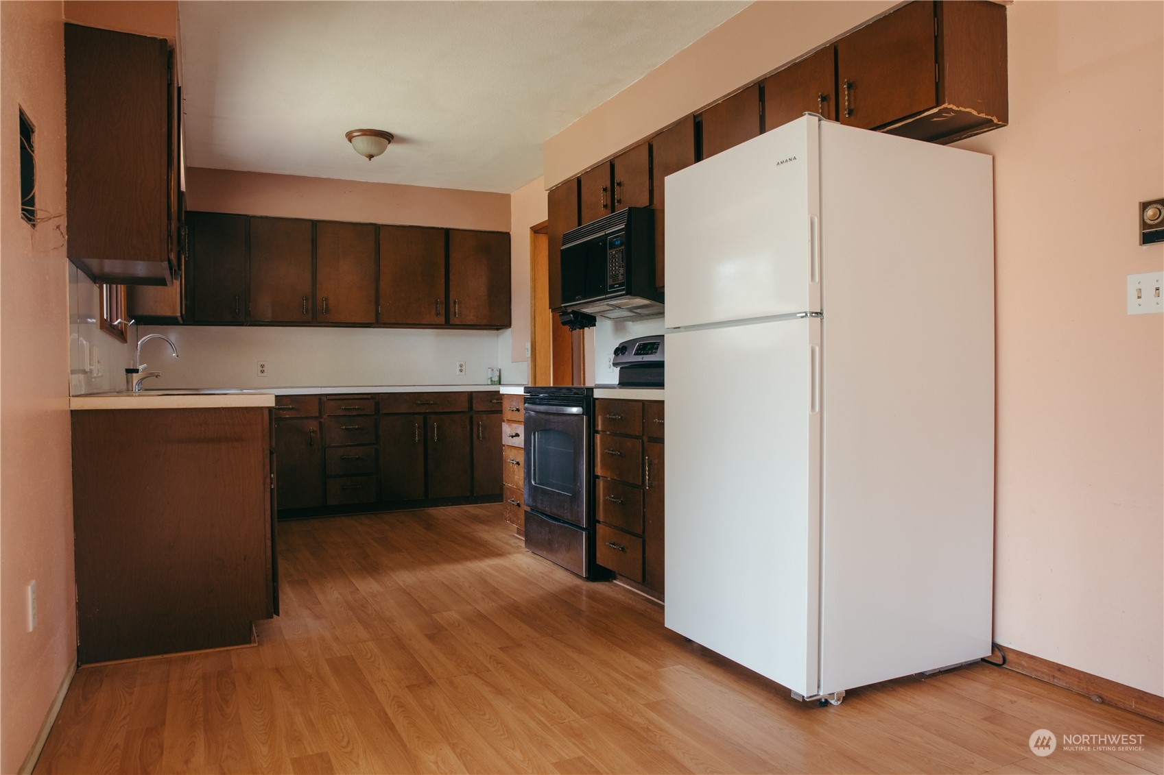 330 Evergreen Loop Forks, WA 98331 - Photo 8 of 34 Gallery Image 8