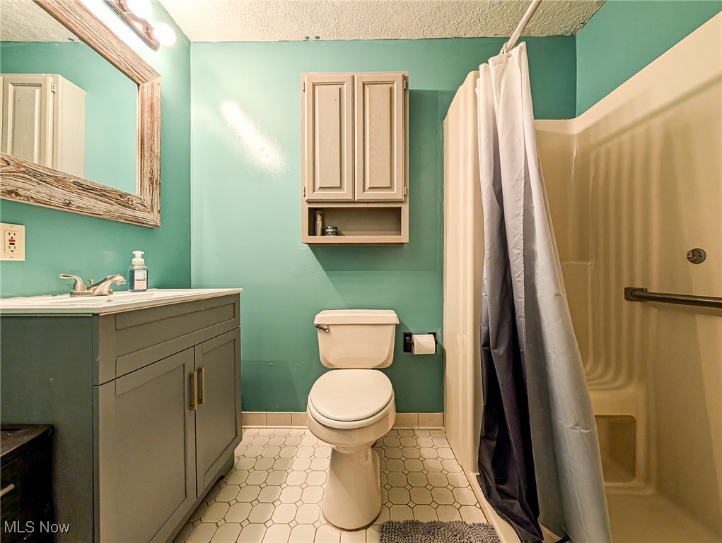1420 Graham Road Silver Lake, OH 44224 - Photo 21 of 36