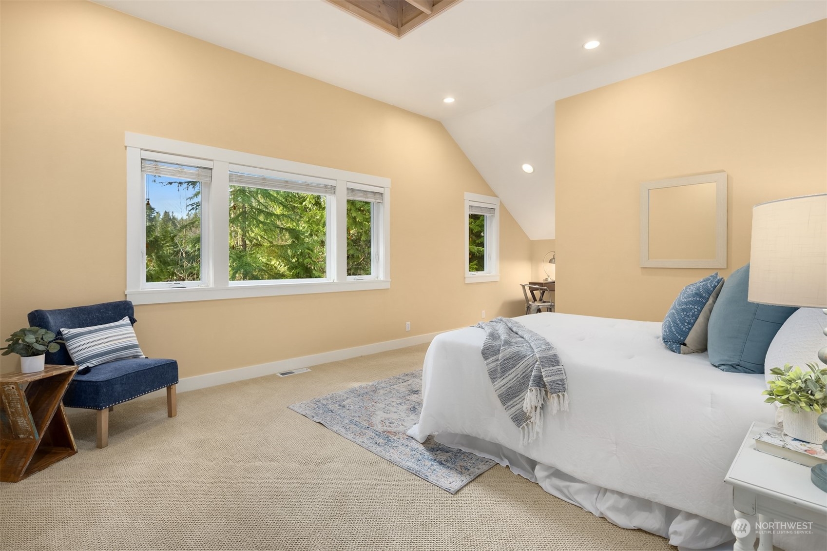 14100 Stranne Road Northeast Bainbridge Island, WA 98110 - Photo 14 of 40 Gallery Image 14