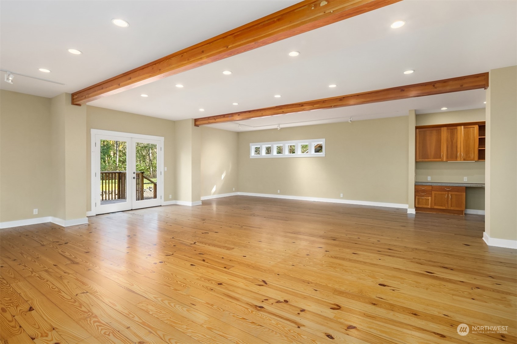 14100 Stranne Road Northeast Bainbridge Island, WA 98110 - Photo 24 of 40 Gallery Image 24
