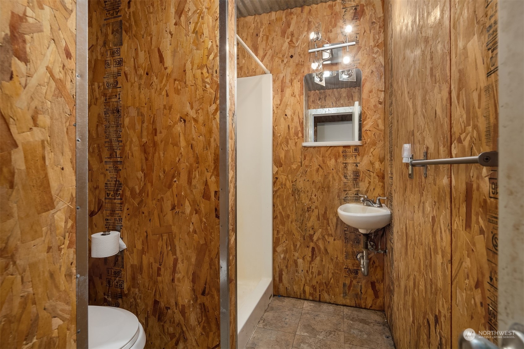 14100 Stranne Road Northeast Bainbridge Island, WA 98110 - Photo 30 of 40 Gallery Image 30