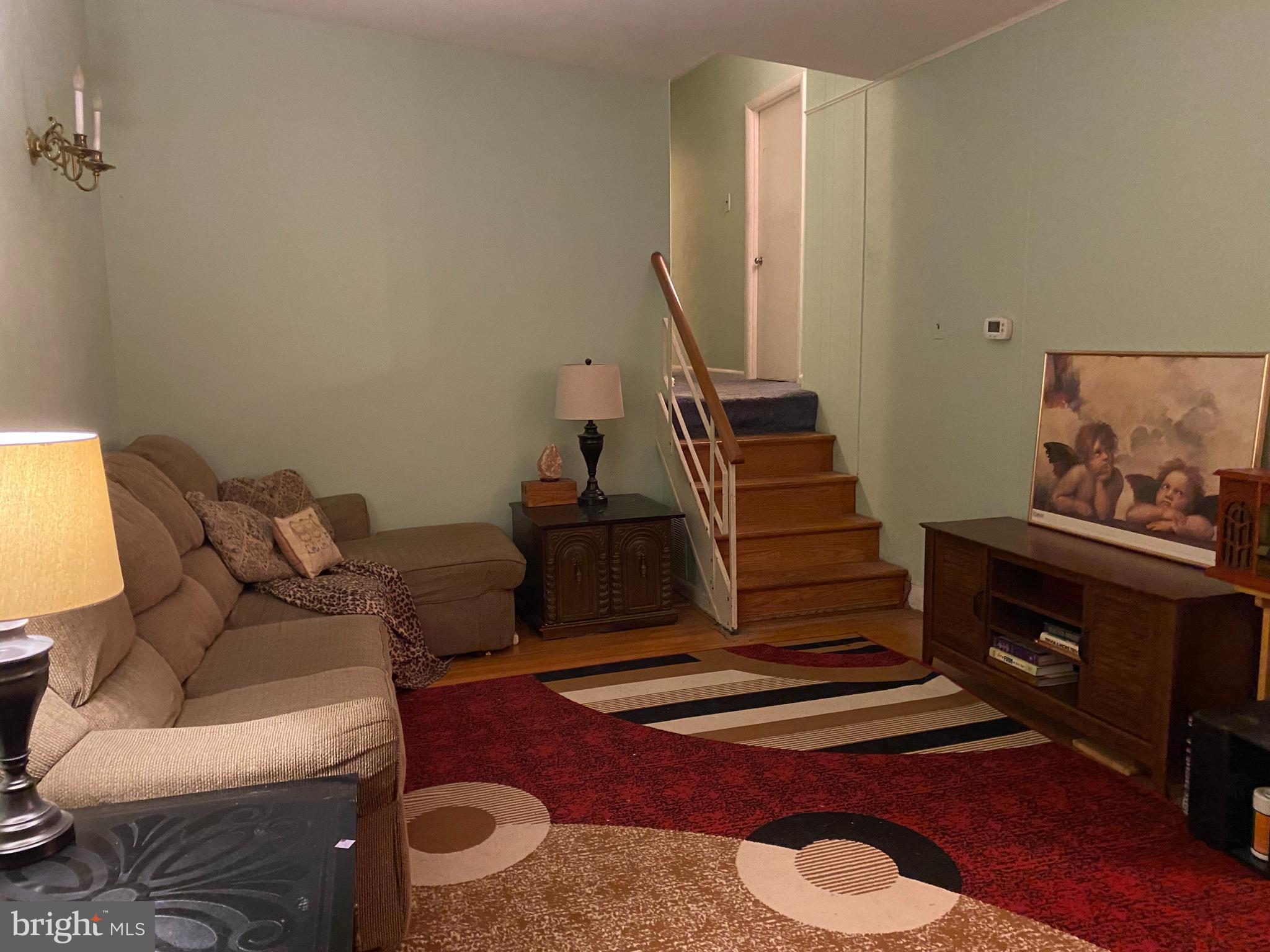 1026 Surrey Road Philadelphia, PA 19115 - Photo 4 of 12