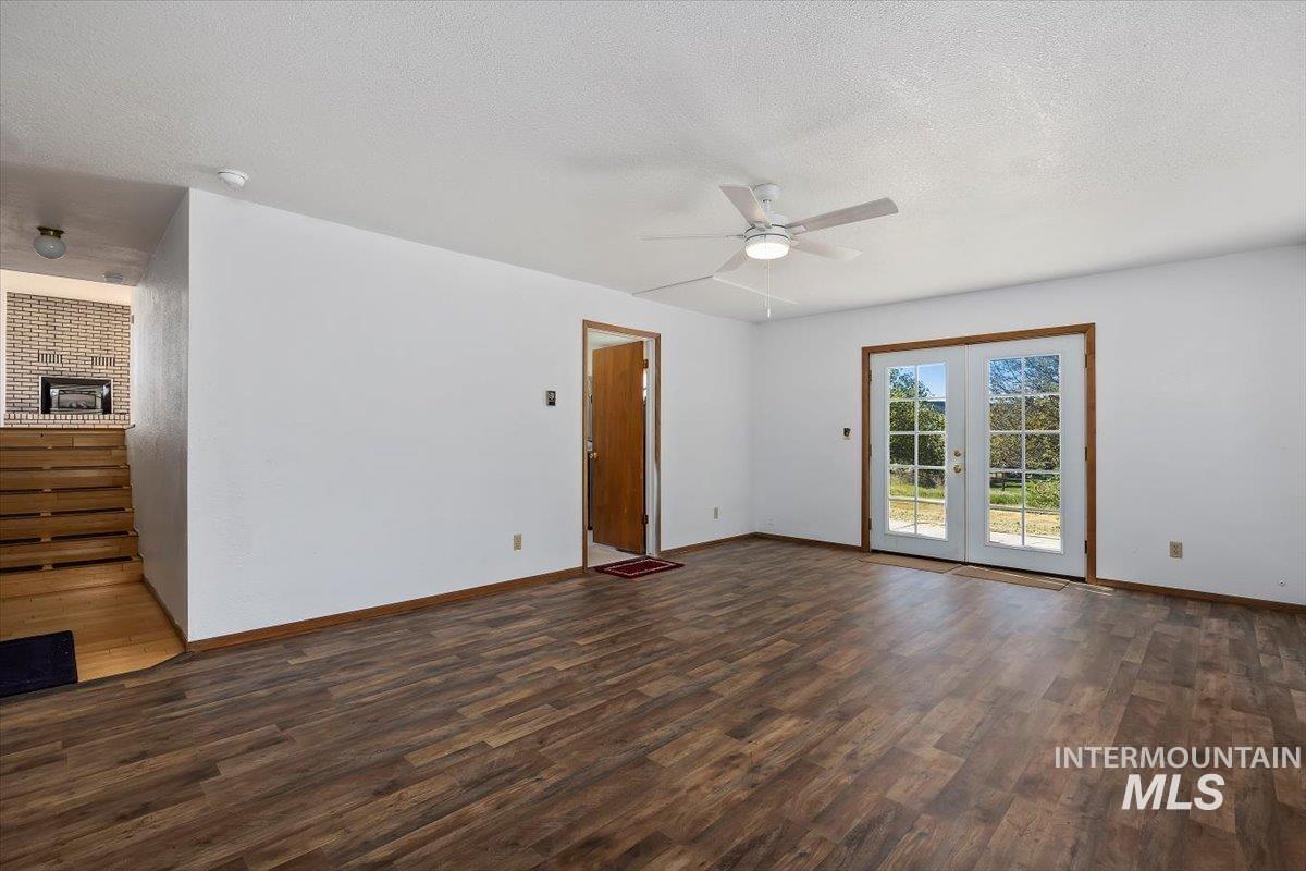 1211 4338 Road North Buhl, ID 83316 - Photo 18 of 35