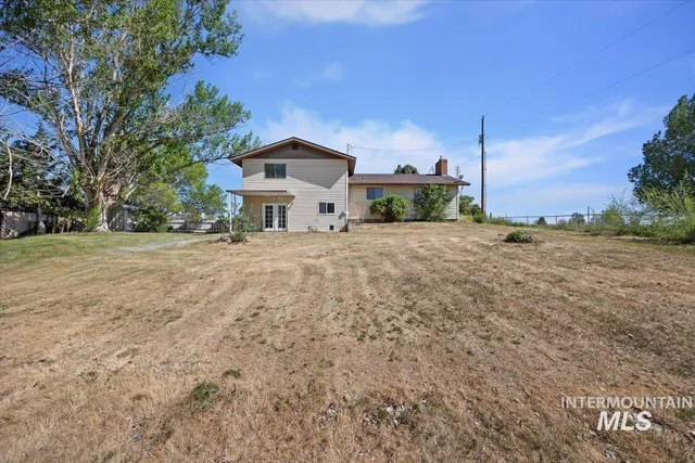 $449,900 | 1211 4338 Road North, Buhl, ID 83316