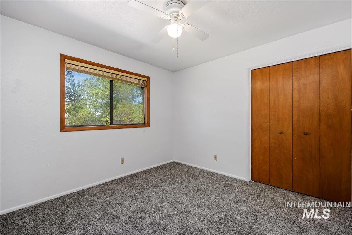 1211 4338 Road North Buhl, ID 83316 - Photo 7 of 35