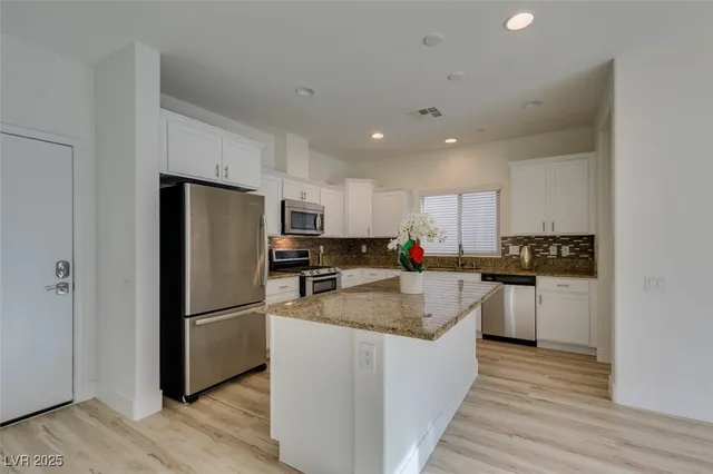 $1,995 | 2617 Courgette Way, Henderson, NV 89044