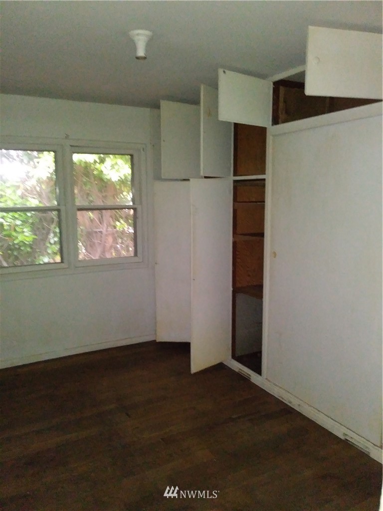 109 Oak Street, Unit B Bremerton, WA 98310 - Photo 14 of 25 Gallery Image 14