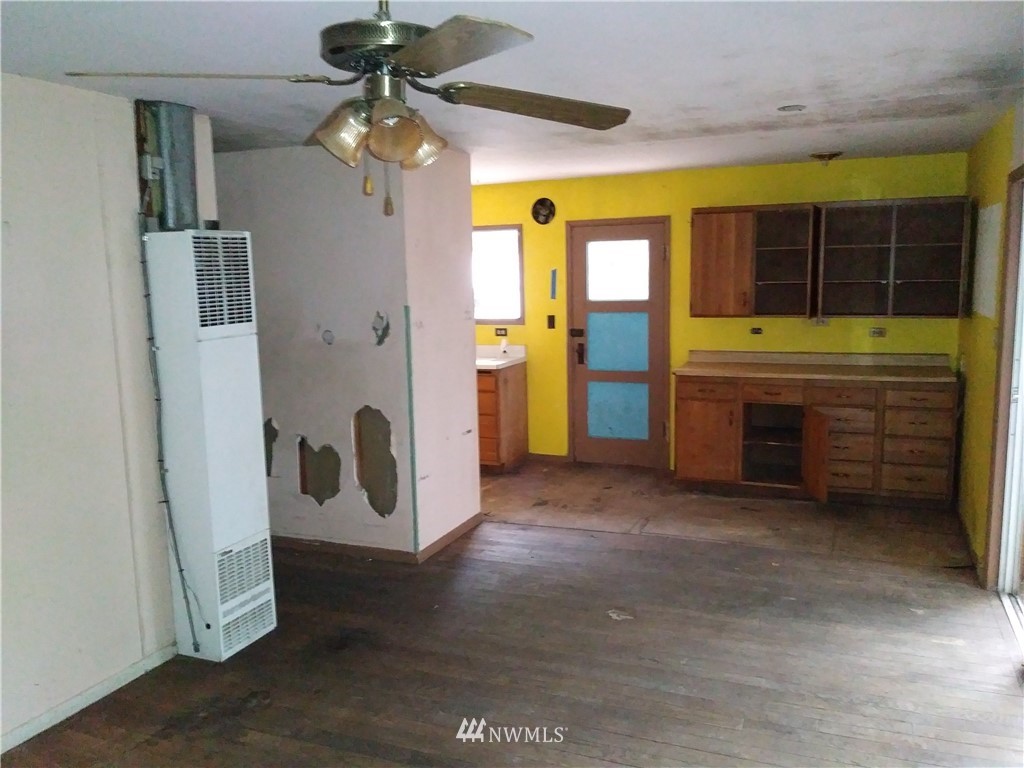 109 Oak Street, Unit B Bremerton, WA 98310 - Photo 24 of 25 Gallery Image 24