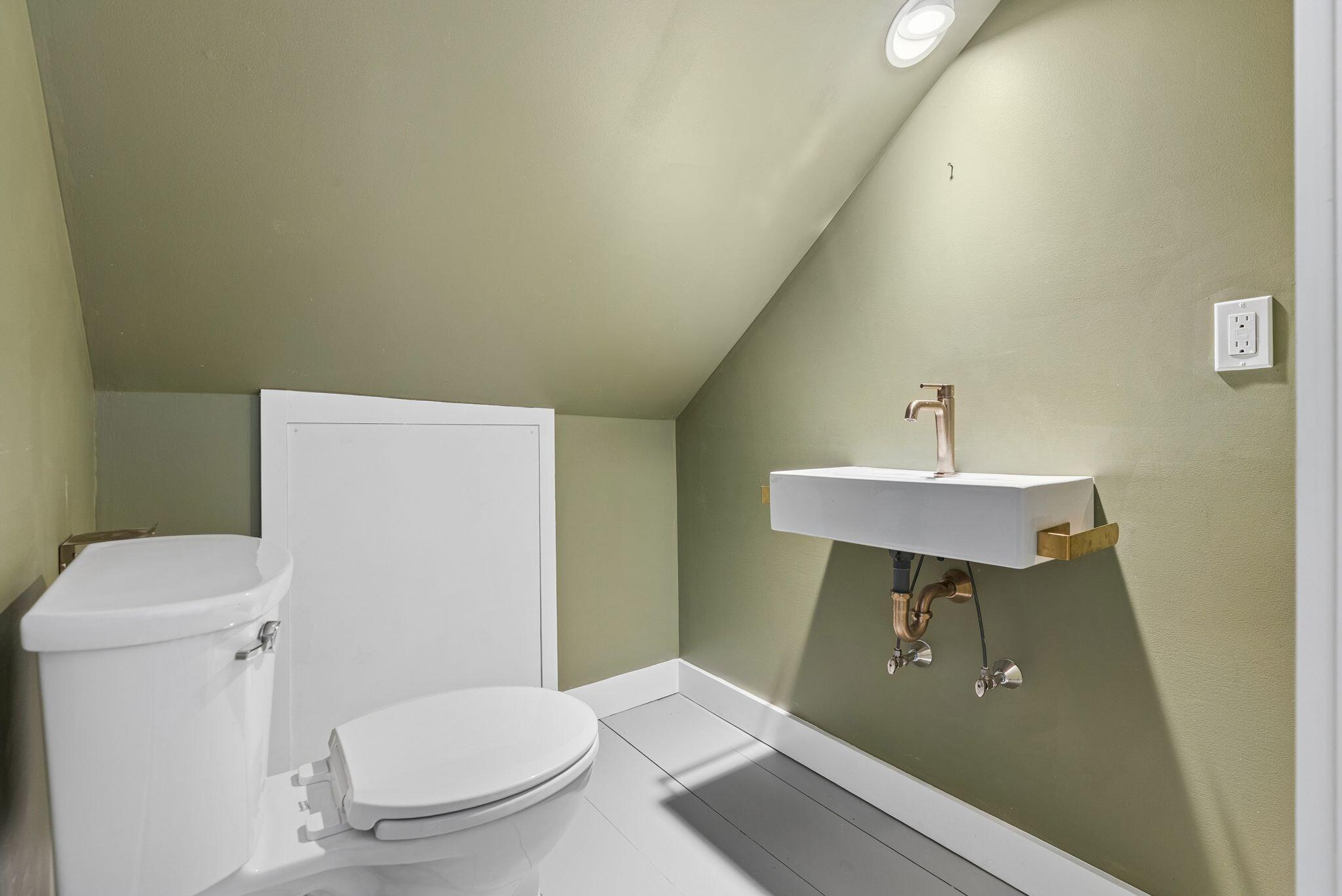 309 Spring Street, Unit 2 Portland, ME 04102 - Photo 21 of 30 Half Bath