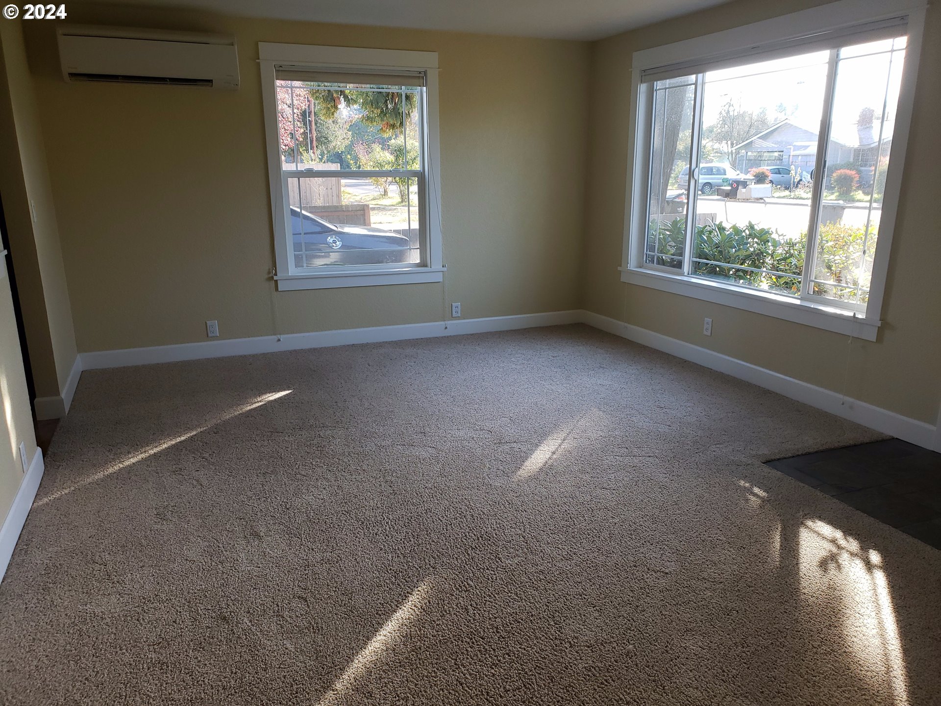 395 Irving Road Eugene, OR 97404 - Photo 12 of 37