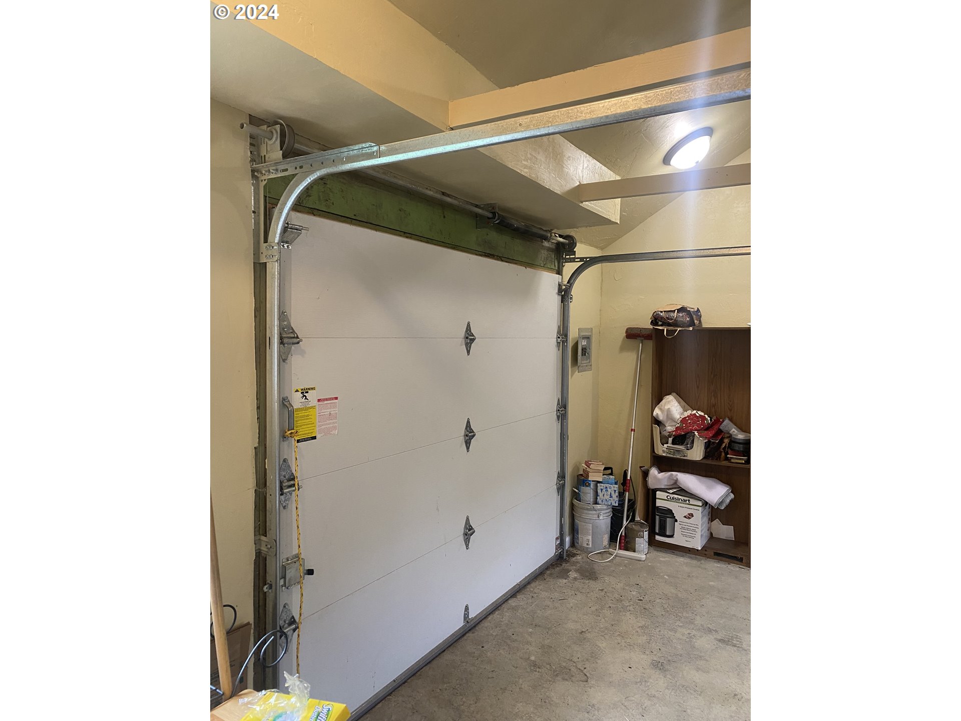 395 Irving Road Eugene, OR 97404 - Photo 32 of 37