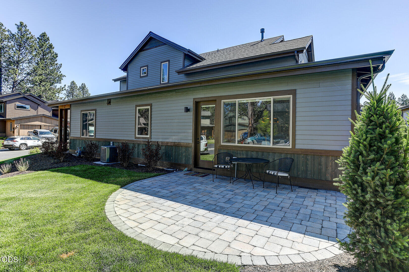 60457 Kangaroo Loop Bend, OR 97702 - Photo 12 of 15