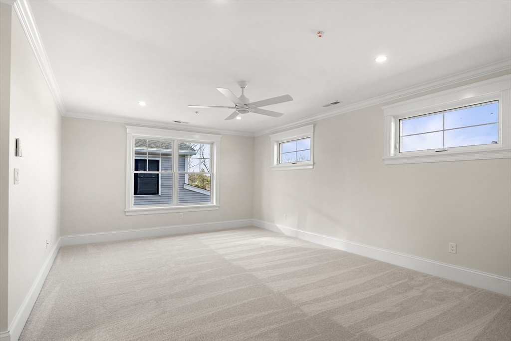 24 Fellows Road, Unit 3 Ipswich, MA 01938 - Photo 21 of 41