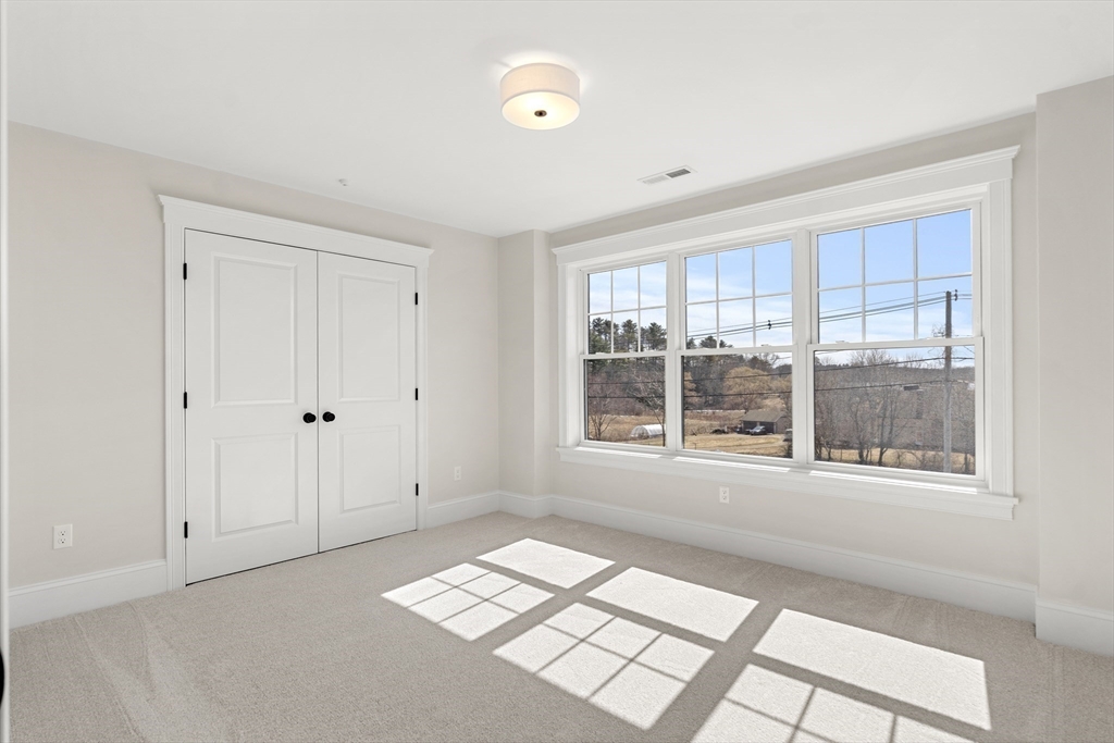 24 Fellows Road, Unit 3 Ipswich, MA 01938 - Photo 29 of 41