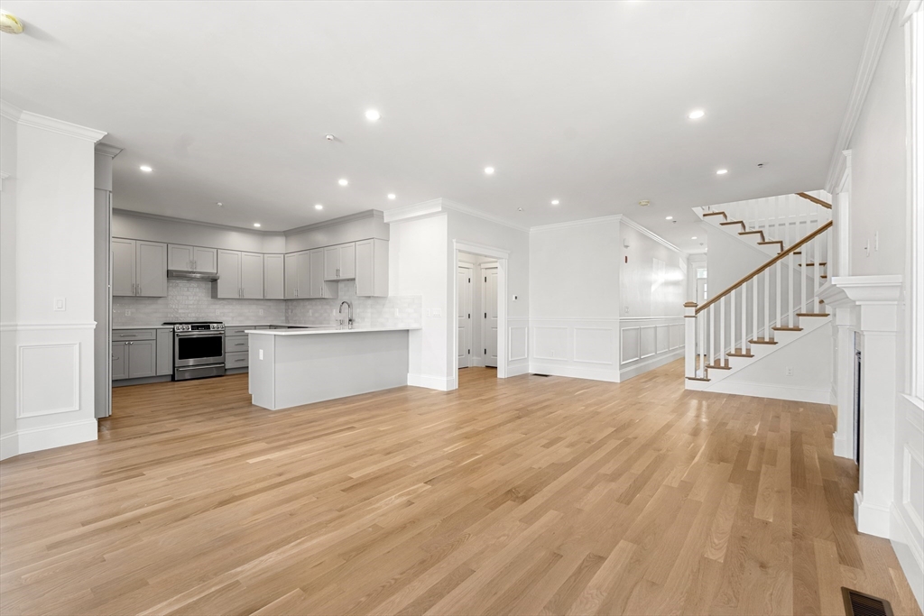 24 Fellows Road, Unit 3 Ipswich, MA 01938 - Photo 4 of 42