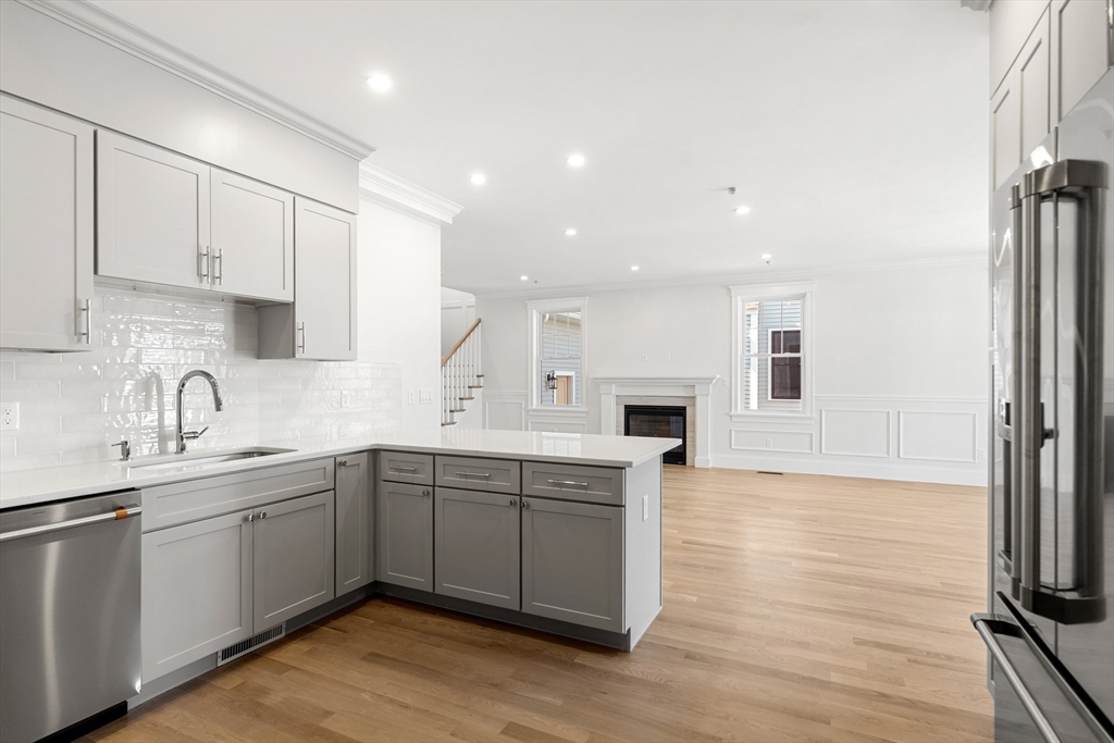 24 Fellows Road, Unit 3 Ipswich, MA 01938 - Photo 10 of 42