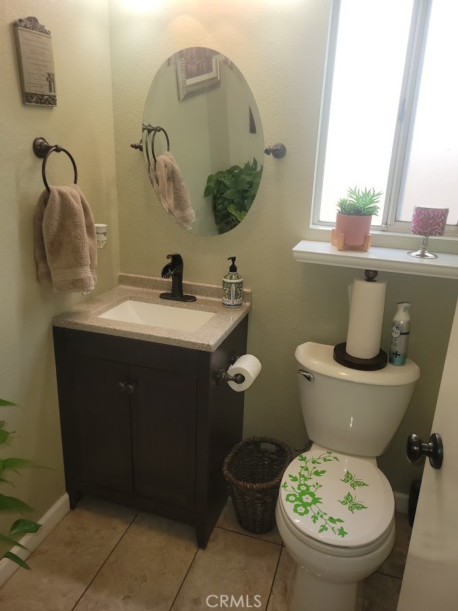 15597 Castellion Road Fontana, CA 92337 - Photo 20 of 20 Bath 1/2