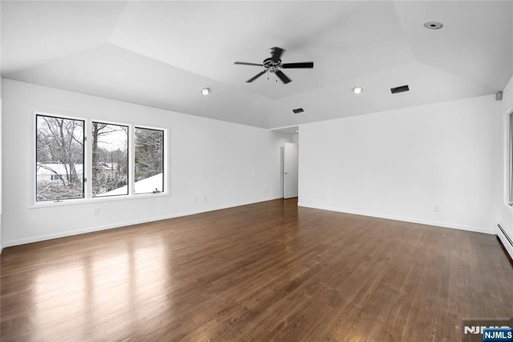 3 Forest Road Tenafly, NJ 07670 - Photo 27 of 50