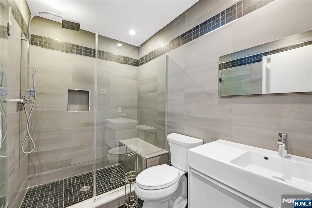 3 Forest Road Tenafly, NJ 07670 - Photo 31 of 50